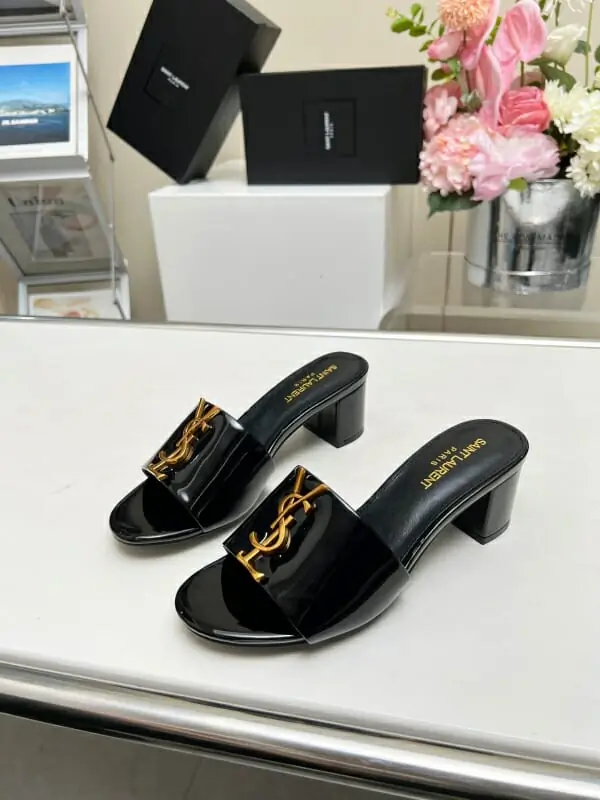 yves saint laurent ysl chaussons pour femme s_12111013